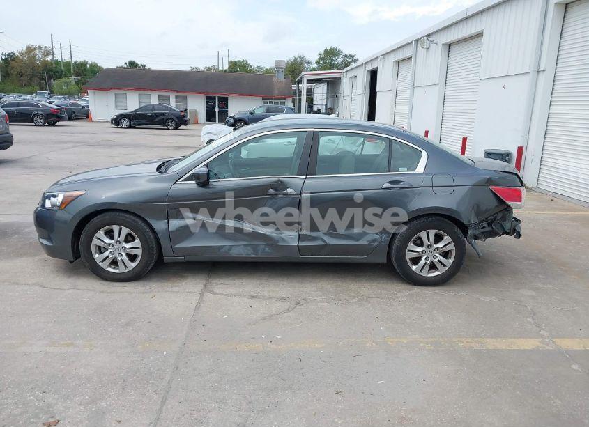 Photo 15 of 2009 Honda Accord 2.4 LX-P (VIN 1HGCP26419A048730)