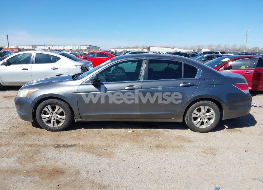 Photo 14 of 2009 Honda Accord 2.4 LX-P (VIN 1HGCP26419A068430)