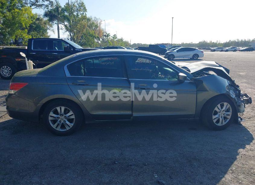 Photo 13 of 2009 Honda Accord 2.4 LX-P (VIN 1HGCP26419A084241)