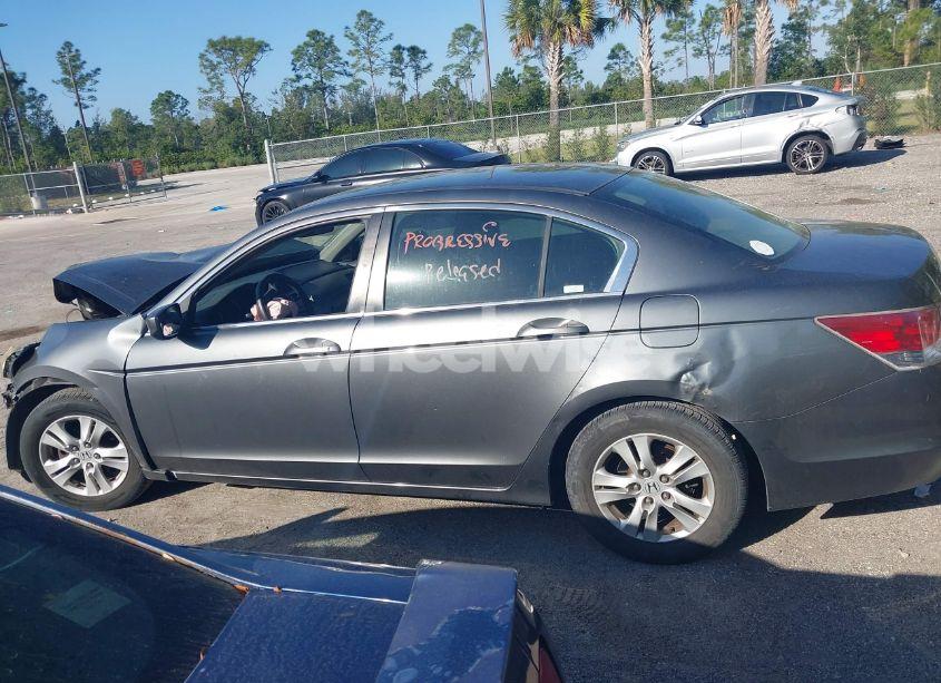 Photo 14 of 2009 Honda Accord 2.4 LX-P (VIN 1HGCP26419A084241)