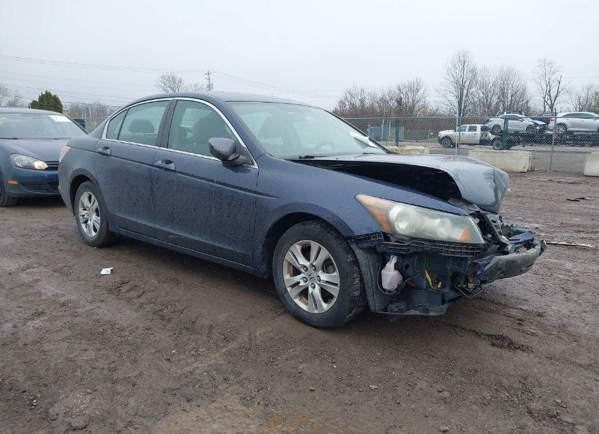 2009 Honda Accord 2.4 LX-P (VIN 1HGCP26419A105735) main photo