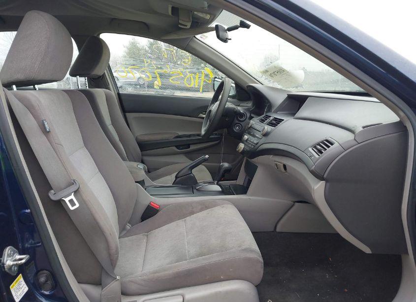 Photo 5 of 2009 Honda Accord 2.4 LX-P (VIN 1HGCP26419A105735)