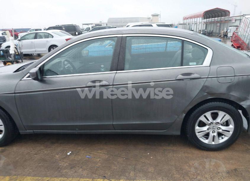 Photo 14 of 2009 Honda Accord 2.4 LX-P (VIN 1HGCP26419A153736)