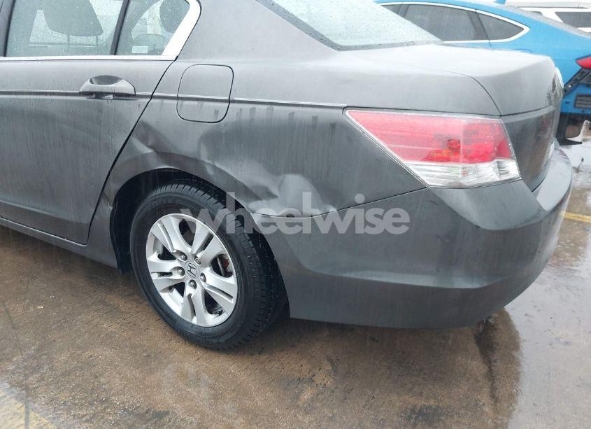 Photo 17 of 2009 Honda Accord 2.4 LX-P (VIN 1HGCP26419A153736)