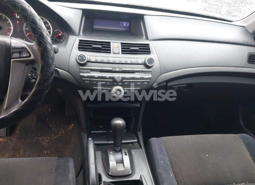 Photo 17 of 2009 Honda Accord 2.4 LX-P (VIN 1HGCP26429A041768)