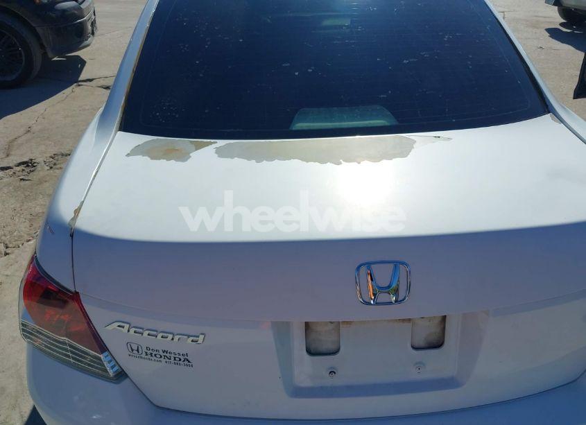 Photo 13 of 2009 Honda Accord 2.4 LX-P (VIN 1HGCP26429A063043)