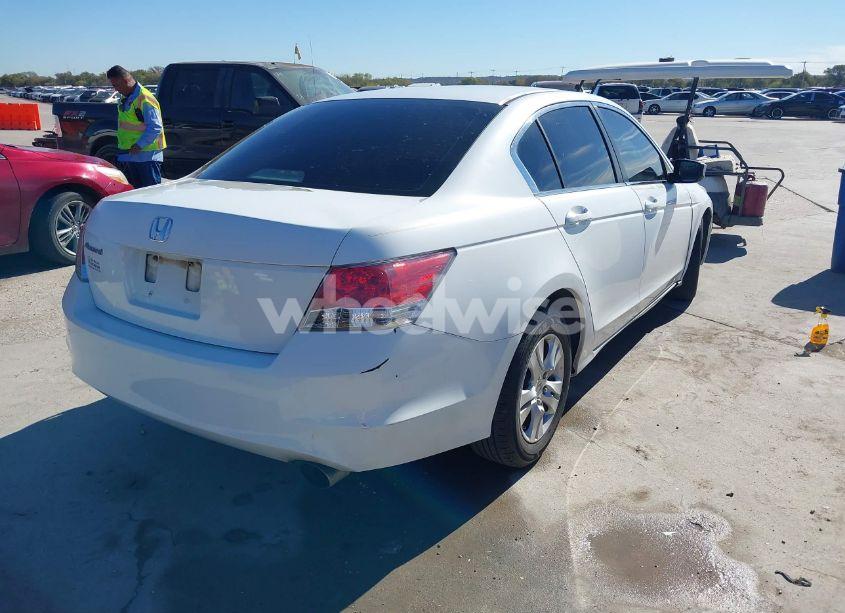 Photo 4 of 2009 Honda Accord 2.4 LX-P (VIN 1HGCP26429A063043)