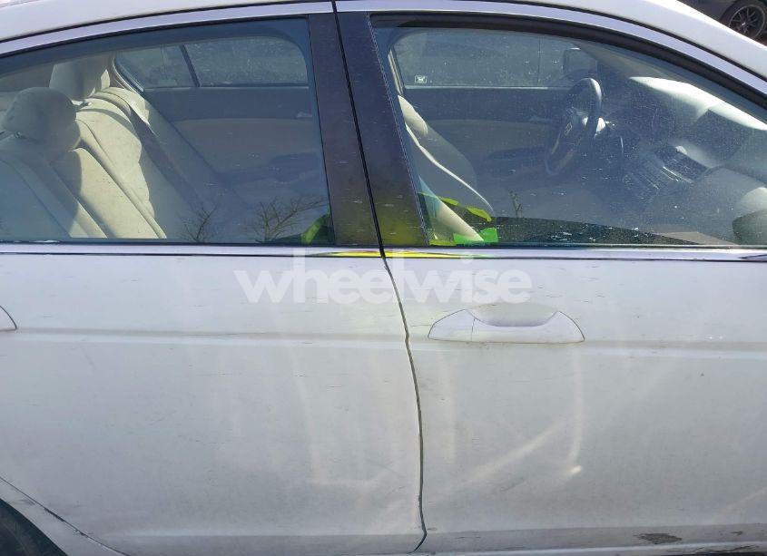 Photo 13 of 2009 Honda Accord 2.4 LX-P (VIN 1HGCP26429A164356)