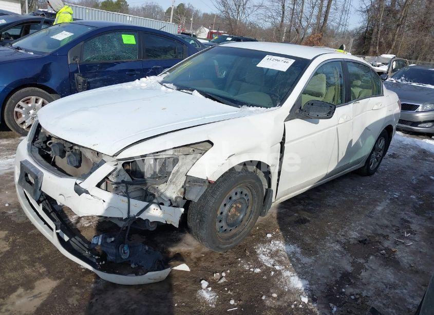 Photo 2 of 2009 Honda Accord 2.4 LX-P (VIN 1HGCP26429A164356)