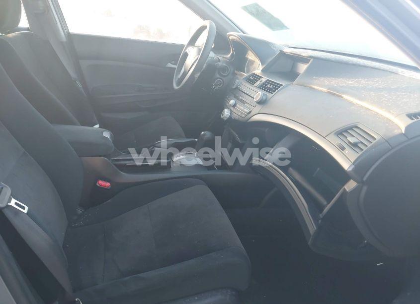 Photo 5 of 2009 Honda Accord 2.4 LX-P (VIN 1HGCP26429A181738)