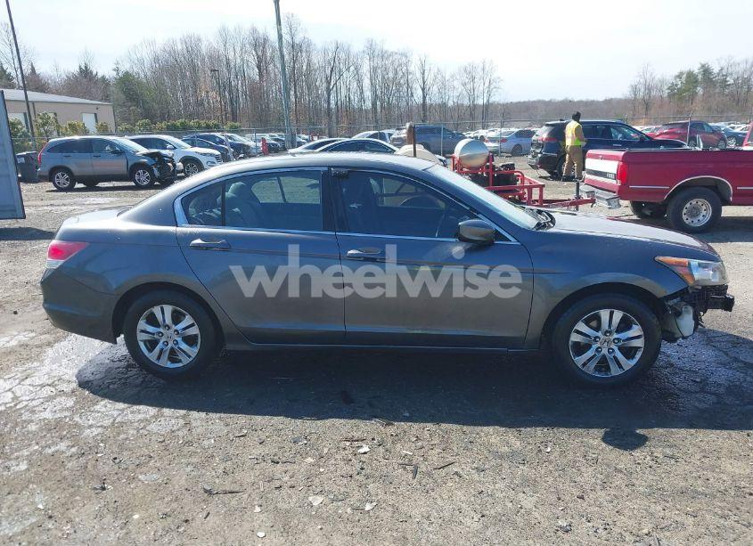 Photo 13 of 2008 Honda Accord 2.4 LX-P (VIN 1HGCP26438A022984)