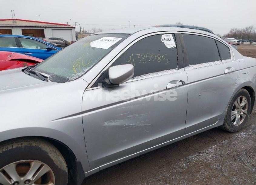 Photo 12 of 2008 Honda Accord 2.4 LX-P (VIN 1HGCP26438A092579)