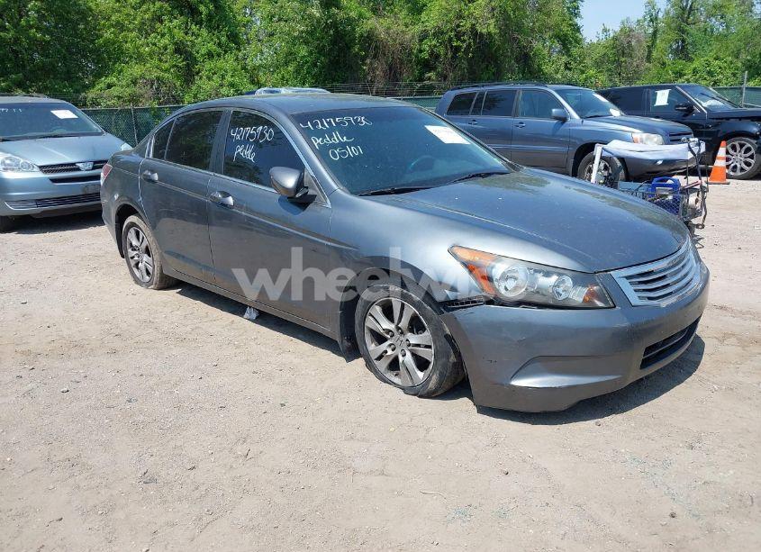 2008 Honda Accord 2.4 LX-P (VIN 1HGCP26438A103399) main photo