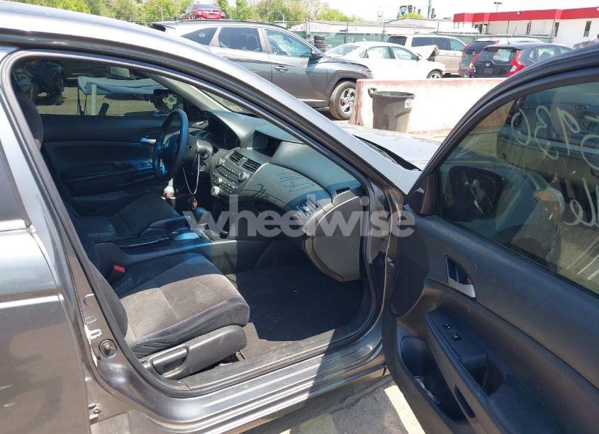 Photo 5 of 2008 Honda Accord 2.4 LX-P (VIN 1HGCP26438A103399)