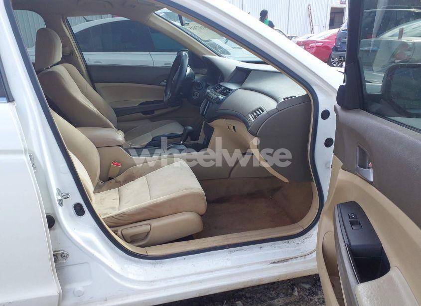 Photo 5 of 2008 Honda Accord 2.4 LX-P (VIN 1HGCP26438A142185)