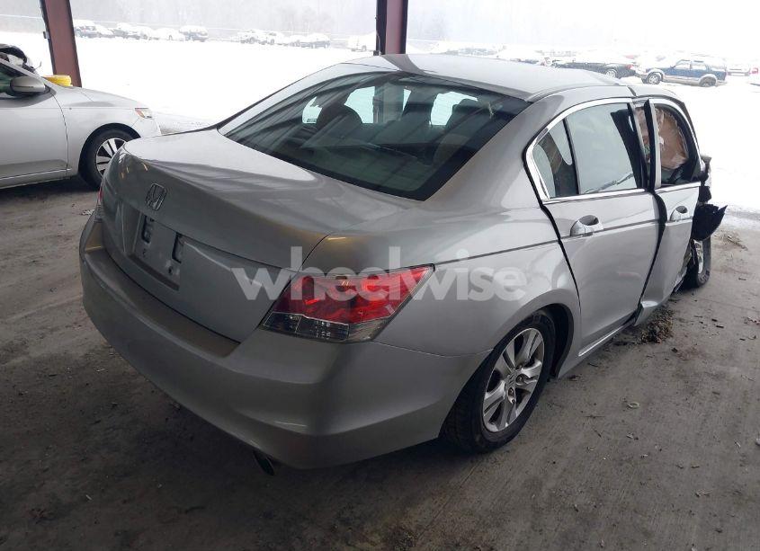 Photo 4 of 2009 Honda Accord 2.4 LX-P (VIN 1HGCP26439A034344)
