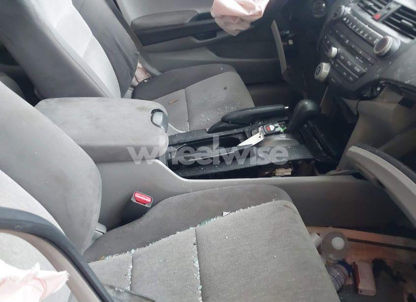 Photo 5 of 2009 Honda Accord 2.4 LX-P (VIN 1HGCP26439A034344)