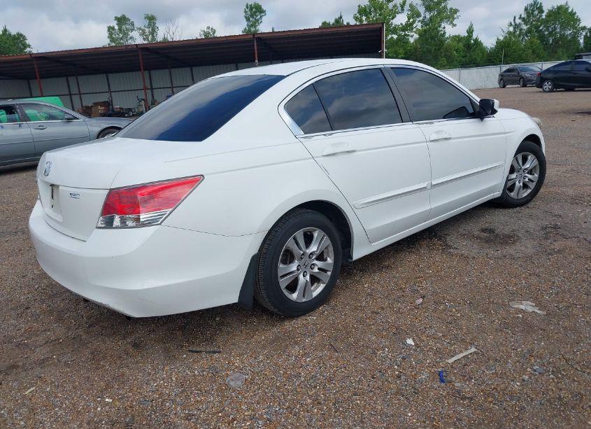 Photo 4 of 2009 Honda Accord 2.4 LX-P (VIN 1HGCP26439A074892)