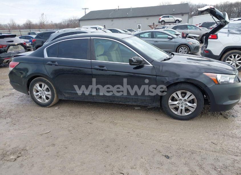 2009 Honda Accord 2.4 LX-P (VIN 1HGCP26439A121757) main photo