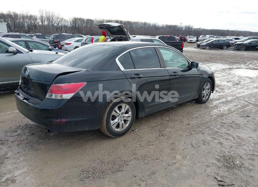 Photo 4 of 2009 Honda Accord 2.4 LX-P (VIN 1HGCP26439A121757)
