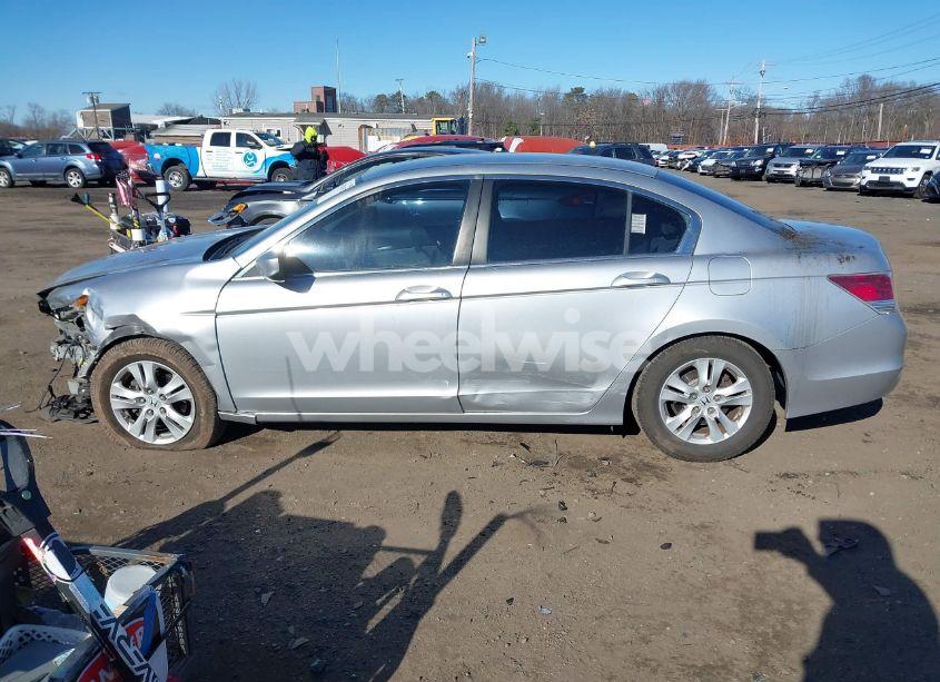 Photo 14 of 2009 Honda Accord 2.4 LX-P (VIN 1HGCP26439A200233)