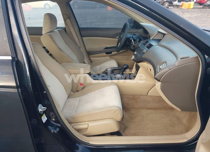 Photo 5 of 2009 Honda Accord 2.4 LX-P (VIN 1HGCP26449A007766)