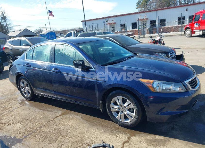 Photo 13 of 2009 Honda Accord 2.4 LX-P (VIN 1HGCP26449A107432)