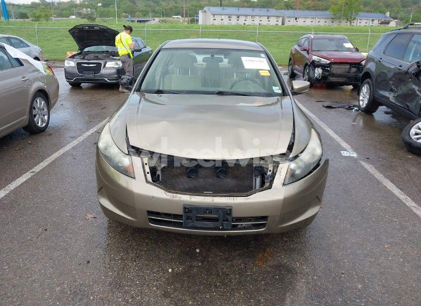 Photo 12 of 2009 Honda Accord 2.4 LX-P (VIN 1HGCP26449A132198)