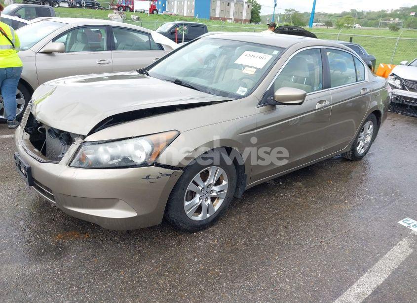 Photo 2 of 2009 Honda Accord 2.4 LX-P (VIN 1HGCP26449A132198)