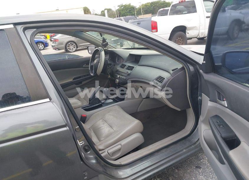 Photo 5 of 2008 Honda Accord 2.4 LX-P (VIN 1HGCP26458A111052)