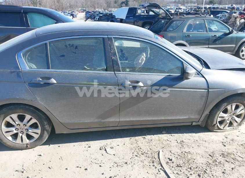 Photo 13 of 2008 Honda Accord 2.4 LX-P (VIN 1HGCP26458A166102)