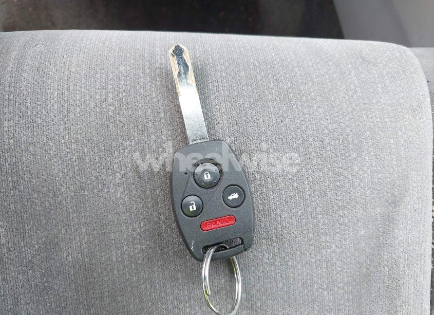 Photo 11 of 2009 Honda Accord 2.4 LX-P (VIN 1HGCP26459A009641)