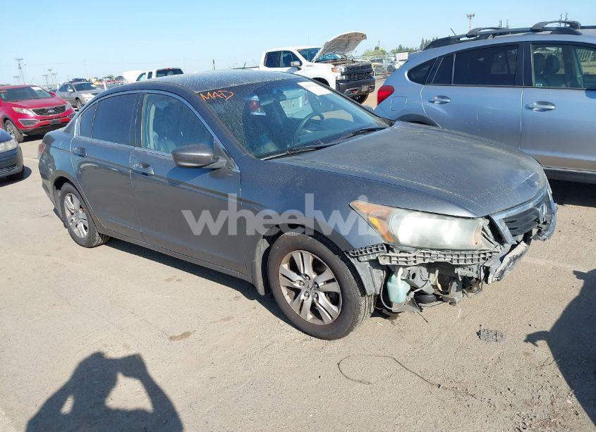 2009 Honda Accord 2.4 LX-P (VIN 1HGCP26459A132579) main photo