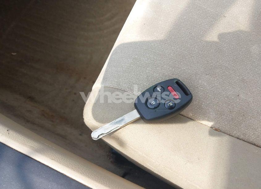 Photo 11 of 2009 Honda Accord 2.4 LX-P (VIN 1HGCP26459A174430)