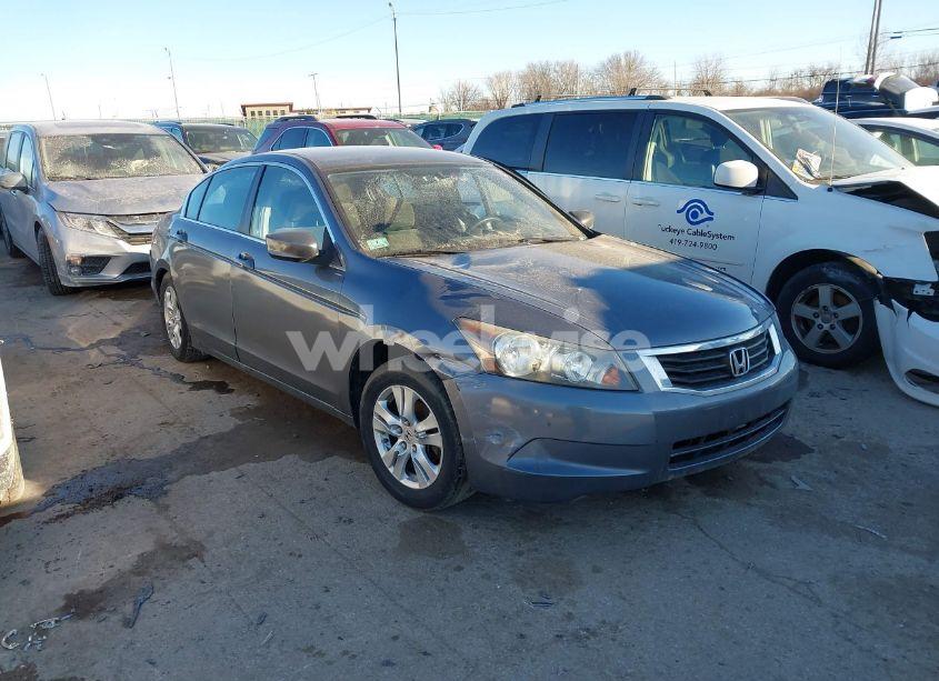 2008 Honda Accord 2.4 LX-P (VIN 1HGCP26468A082662) main photo