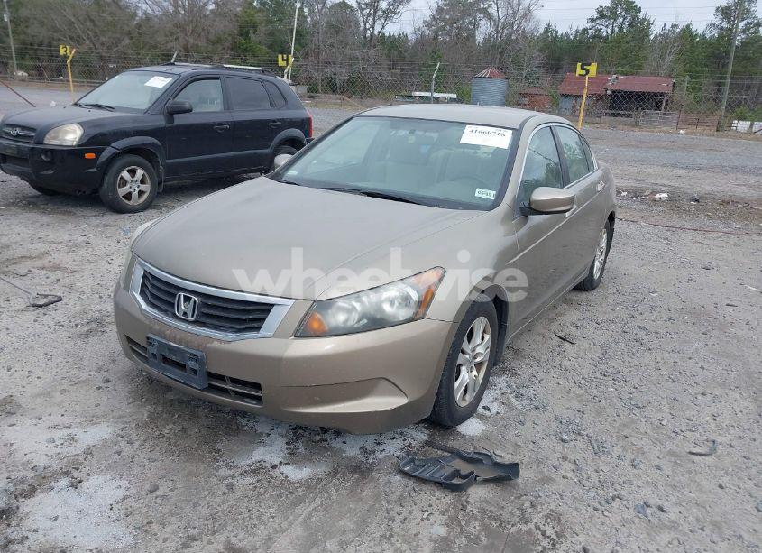 Photo 2 of 2009 Honda Accord 2.4 LX-P (VIN 1HGCP26469A024049)