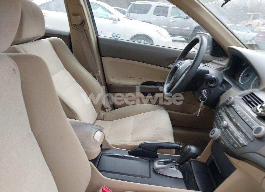 Photo 5 of 2009 Honda Accord 2.4 LX-P (VIN 1HGCP26469A024049)