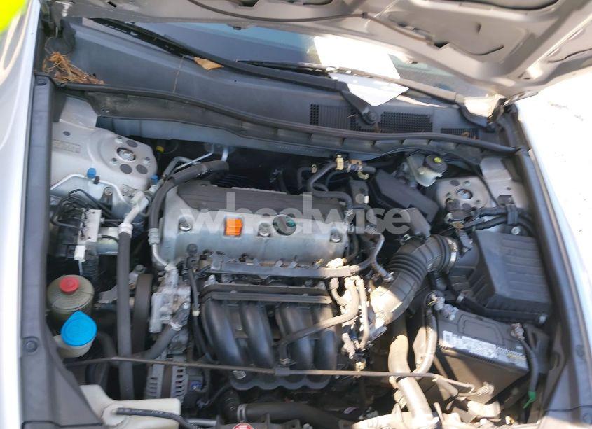 Photo 10 of 2009 Honda Accord 2.4 LX-P (VIN 1HGCP26469A030840)