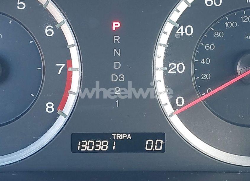 Photo 15 of 2009 Honda Accord 2.4 LX-P (VIN 1HGCP26469A102538)