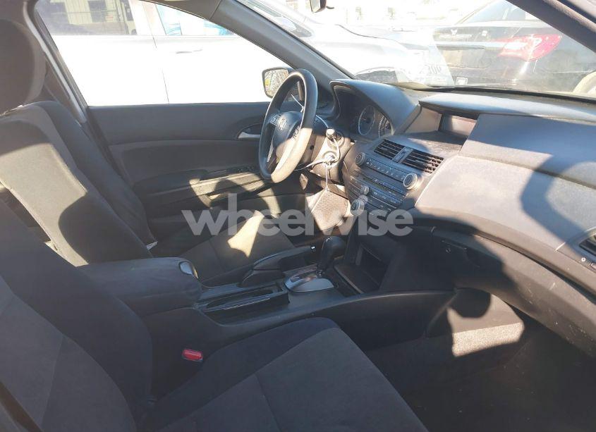 Photo 5 of 2009 Honda Accord 2.4 LX-P (VIN 1HGCP26469A102538)