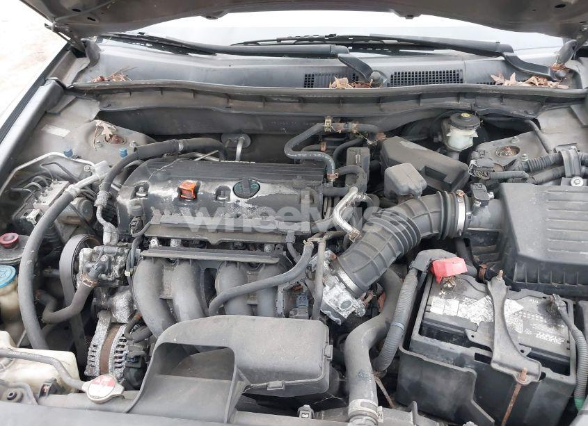 Photo 10 of 2009 Honda Accord 2.4 LX-P (VIN 1HGCP26469A104354)