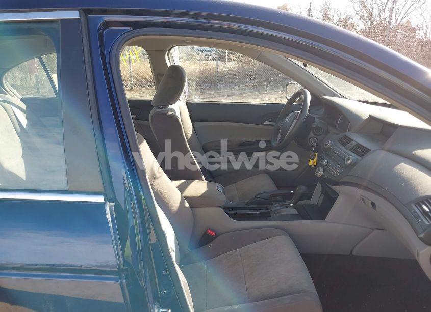 Photo 5 of 2009 Honda Accord 2.4 LX-P (VIN 1HGCP26469A119789)