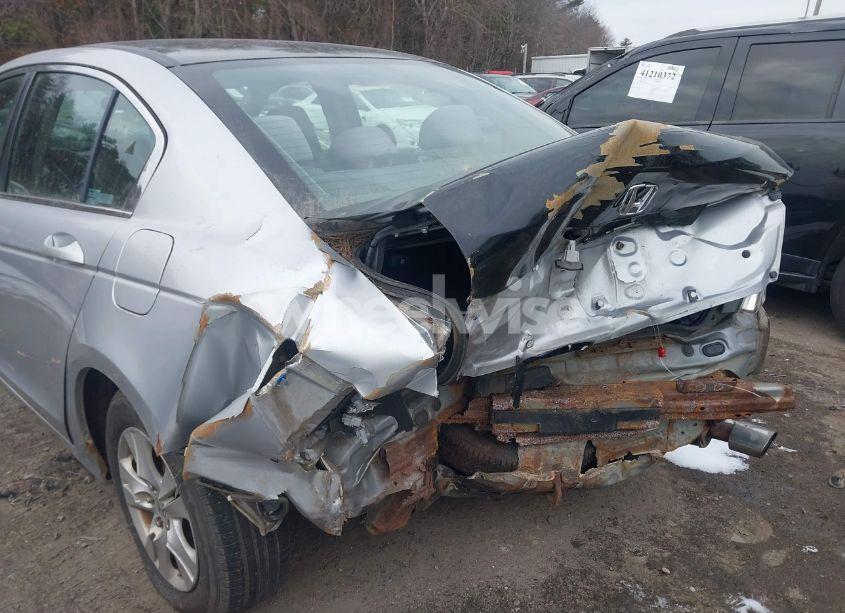 Photo 6 of 2009 Honda Accord 2.4 LX-P (VIN 1HGCP26469A124166)