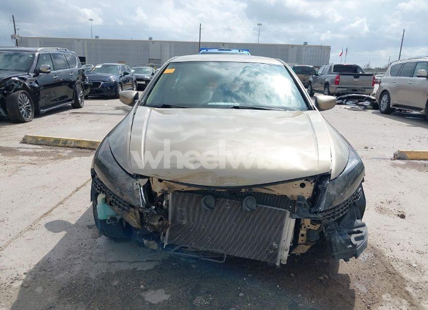 Photo 13 of 2009 Honda Accord 2.4 LX-P (VIN 1HGCP26469A147771)