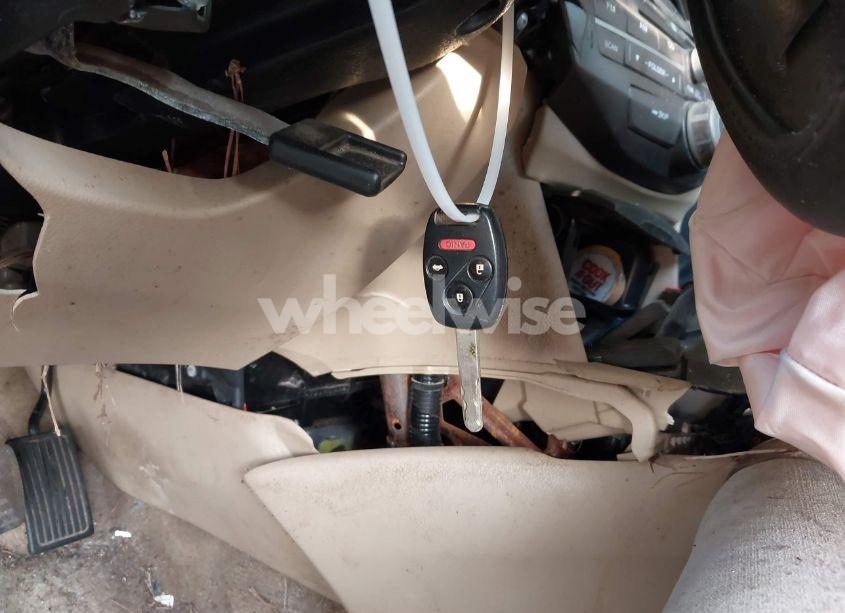 Photo 11 of 2009 Honda Accord 2.4 LX-P (VIN 1HGCP26469A152002)