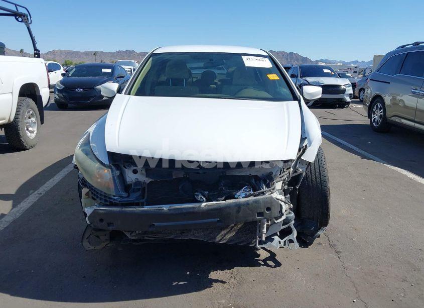 Photo 12 of 2009 Honda Accord 2.4 LX-P (VIN 1HGCP26469A157796)