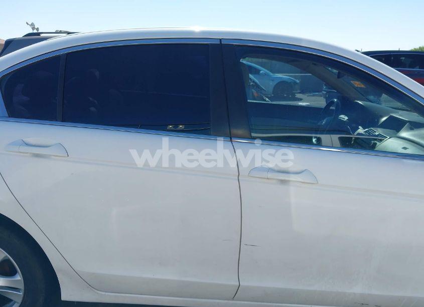 Photo 13 of 2009 Honda Accord 2.4 LX-P (VIN 1HGCP26469A157796)