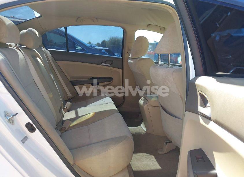 Photo 8 of 2009 Honda Accord 2.4 LX-P (VIN 1HGCP26469A157796)