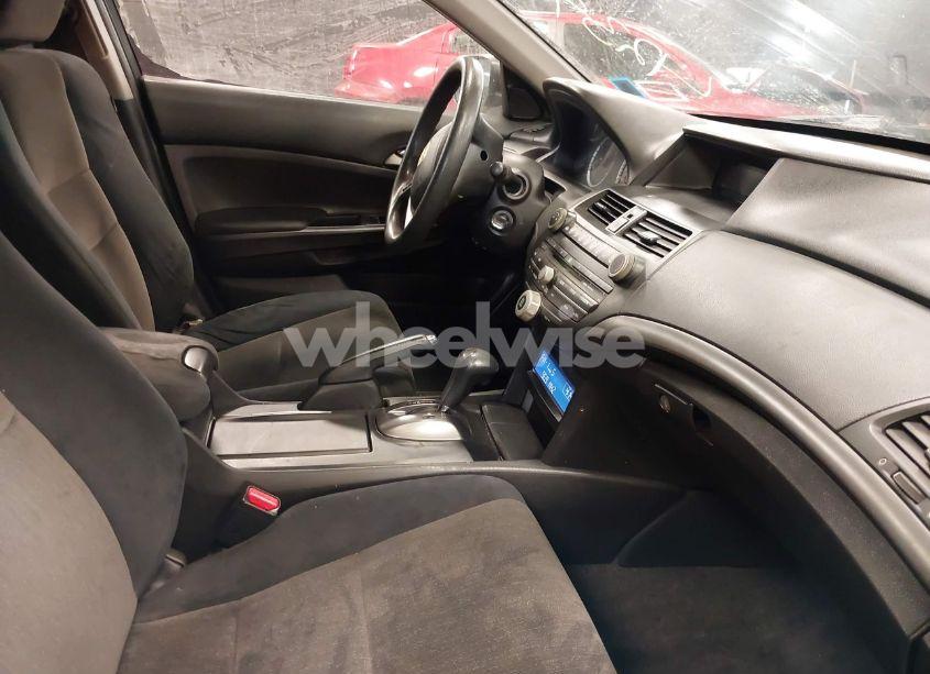 Photo 5 of 2009 Honda Accord 2.4 LX-P (VIN 1HGCP26469A163856)