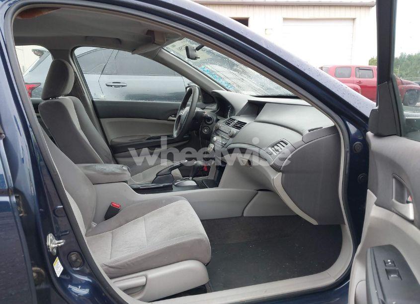 Photo 5 of 2009 Honda Accord 2.4 LX-P (VIN 1HGCP26479A147827)